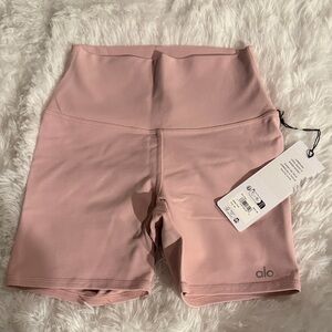 ALO Yoga airbrush High Waist Shorts - Ballet Pink XS